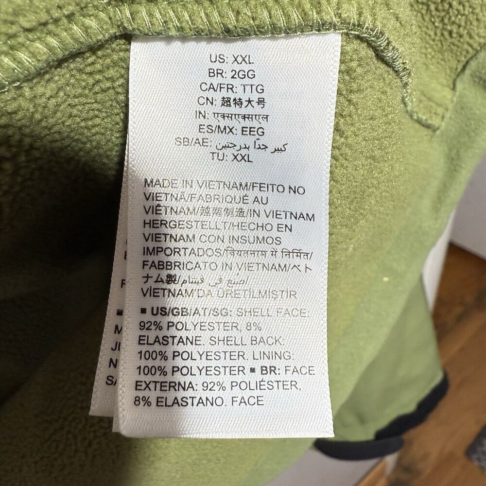 Amazon Essentials Water-Resistant Softshell Jacke… - image 4